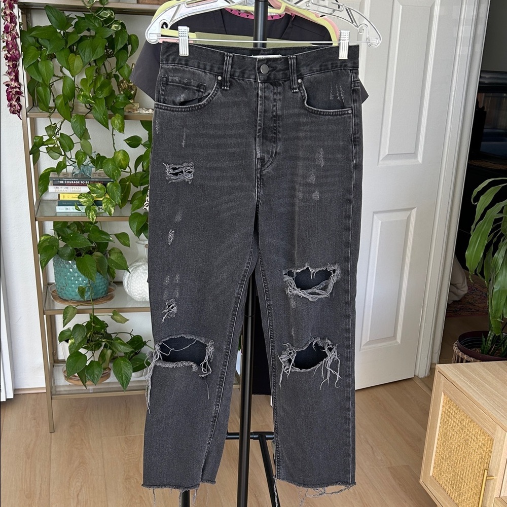 Forever 21 Distress Denim Pant. Size 26.